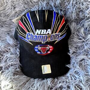 Starter Baseball Cap Chicago Bulls NBA Champions 98 NWT Locker Room Hat